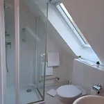 Skyblick Doppelzimmer Mit Bad In Δωμάτια σε οικογενειακή κατοικία Willingen (Upland)
